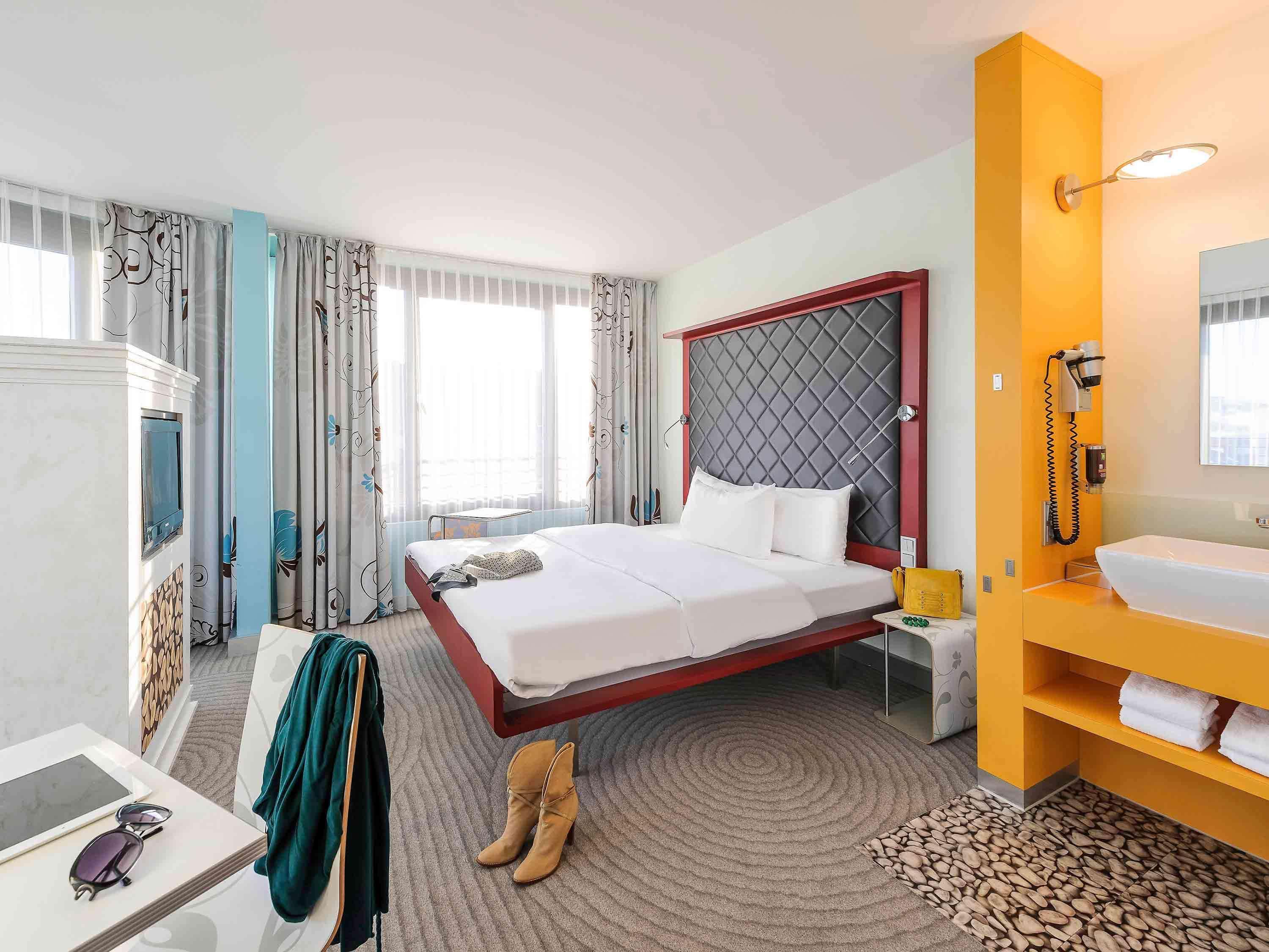 Ibis Styles Hotel Berlin Mitte Exterior foto