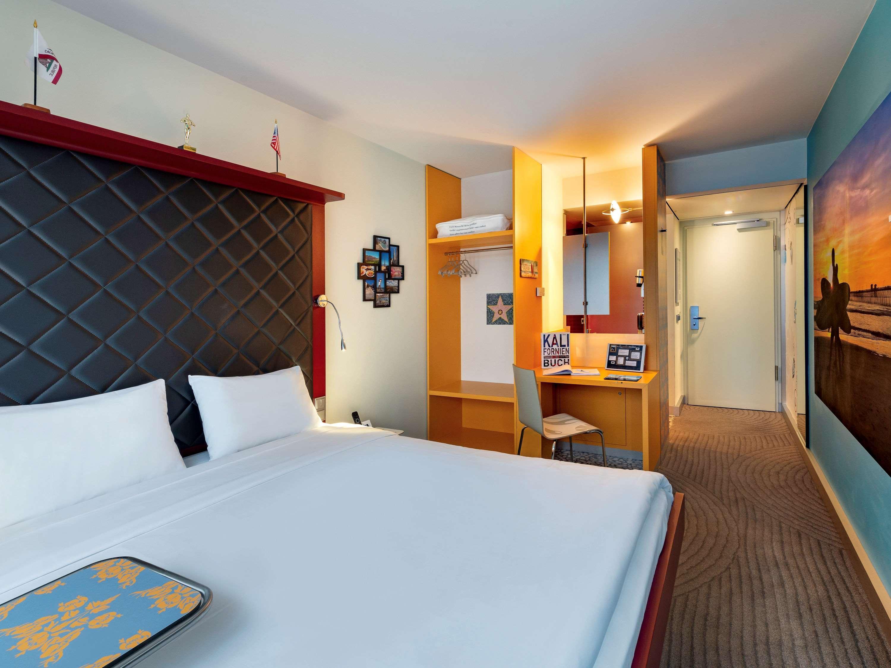 Ibis Styles Hotel Berlin Mitte Exterior foto