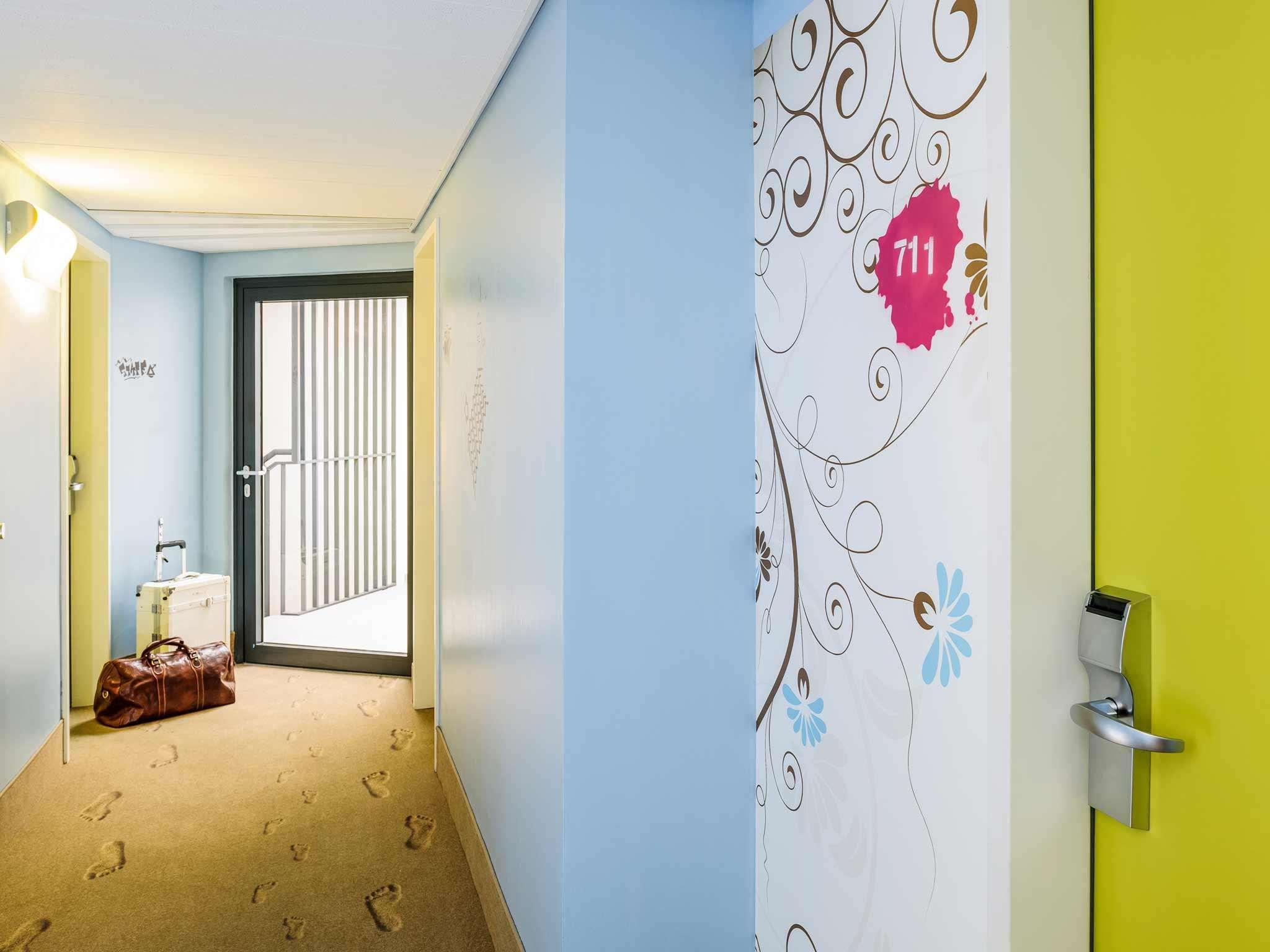 Ibis Styles Hotel Berlin Mitte Exterior foto