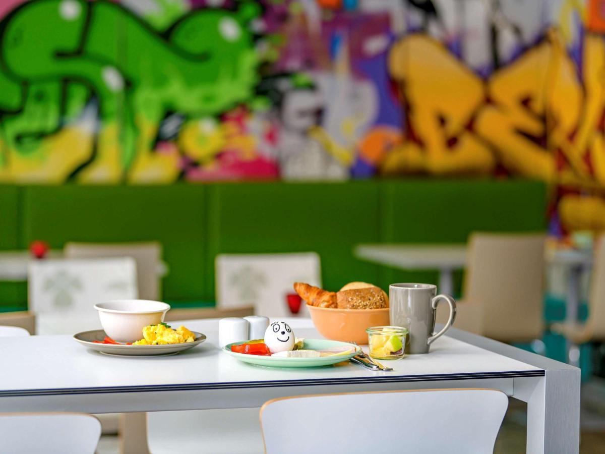 Ibis Styles Hotel Berlin Mitte Exterior foto