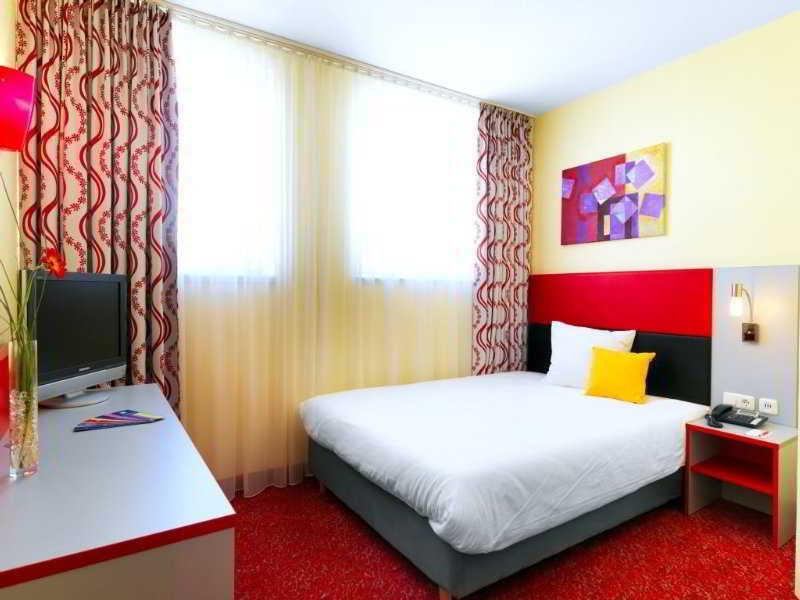 Ibis Styles Hotel Berlin Mitte Exterior foto